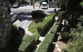 סוויטות קולוני- רחוב חנניה